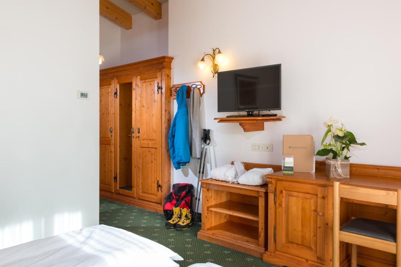 Hotel Bonapace ***S Madonna Eksteriør bilde